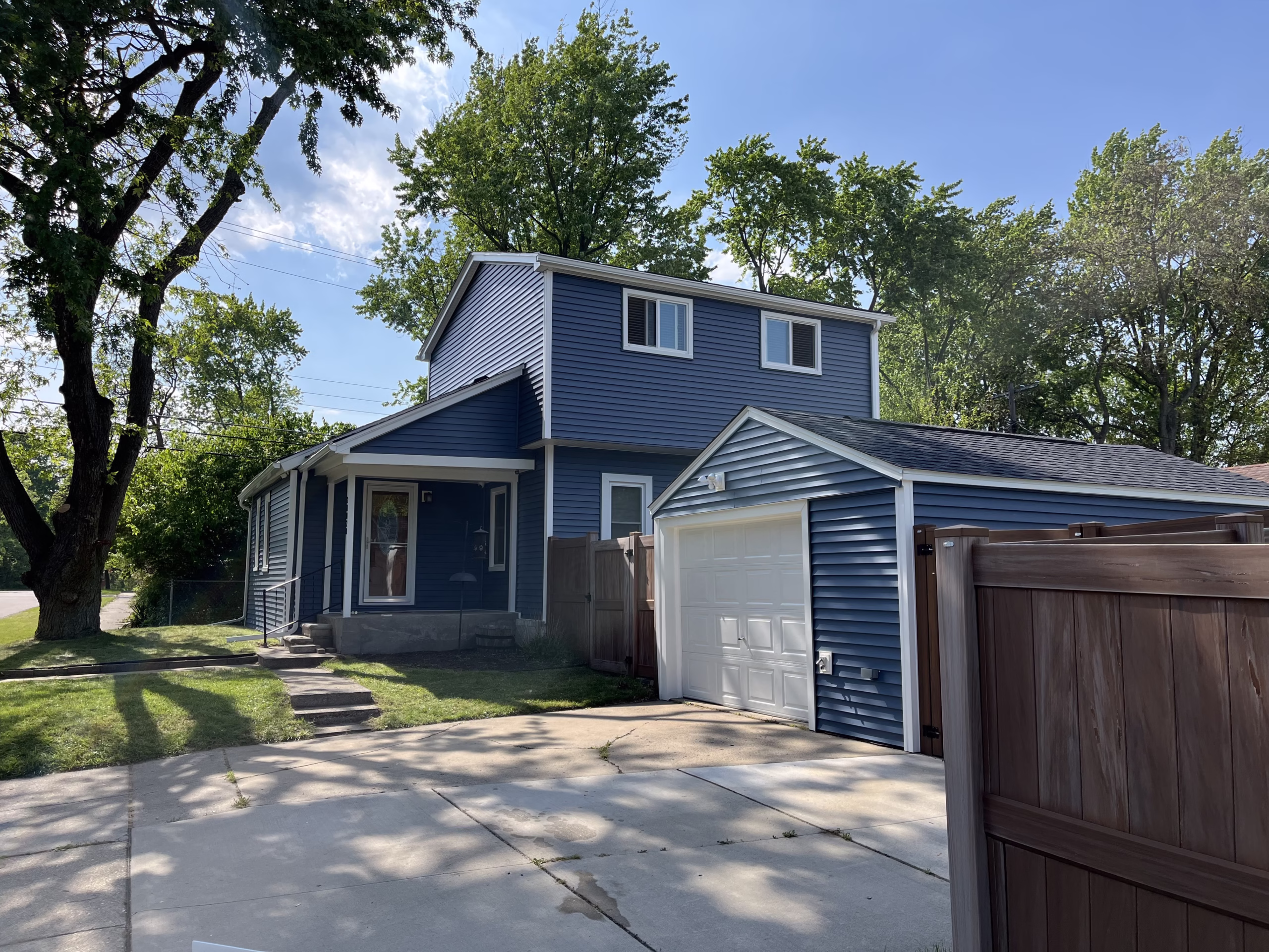 why does my siding fade?