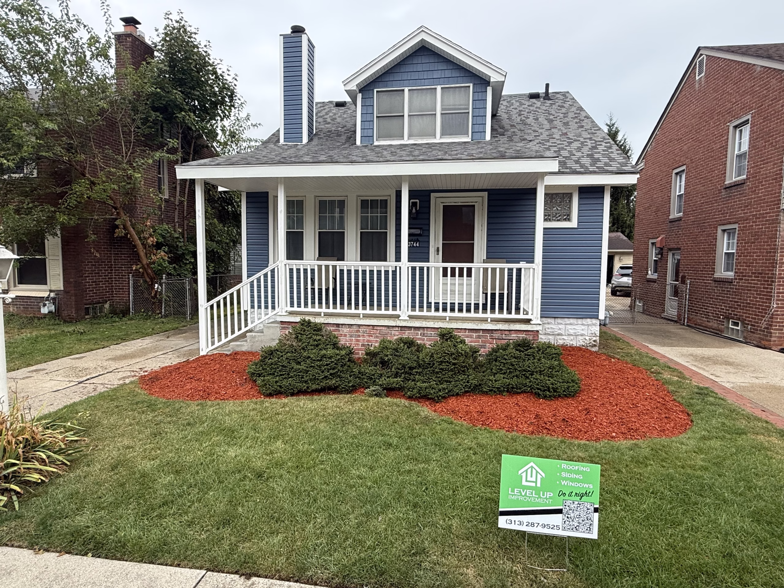 Newport Bay Siding Project in Dearborn, MI - home improvements to knock out before winter