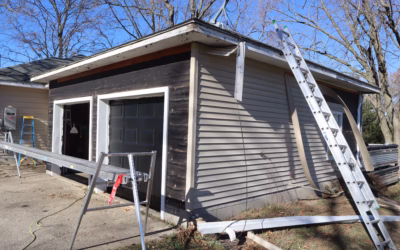 Transforming a Manchester, Michigan Home With Dutchlap Siding in Deep Granite