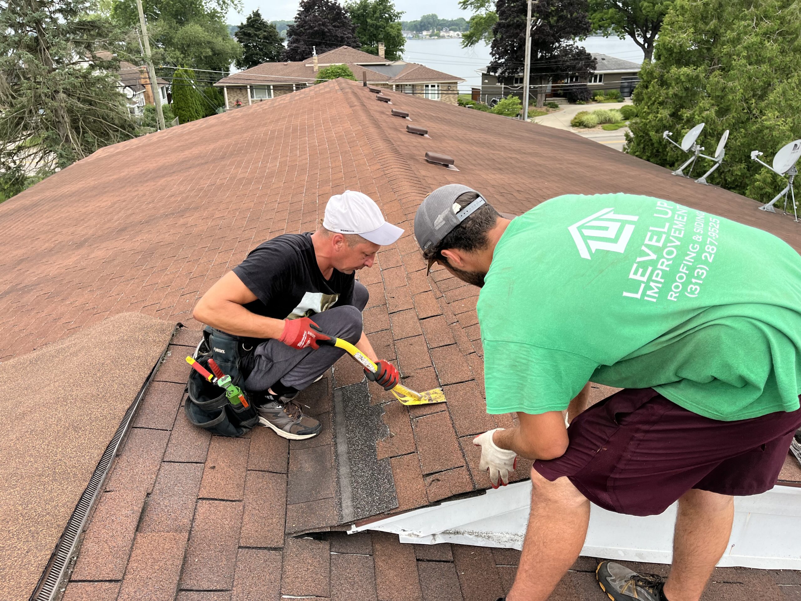 Crews 27 scaled how to find roof leaks