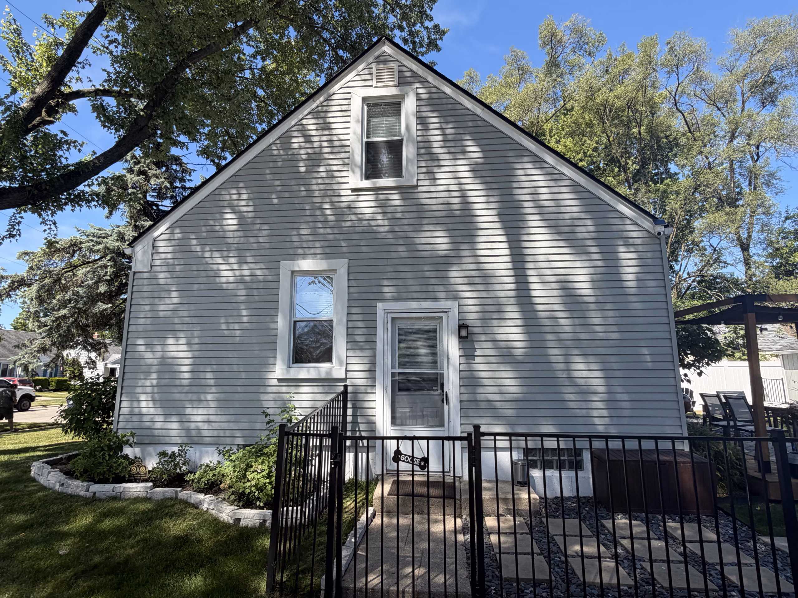 Royal Oak Hardie - Before